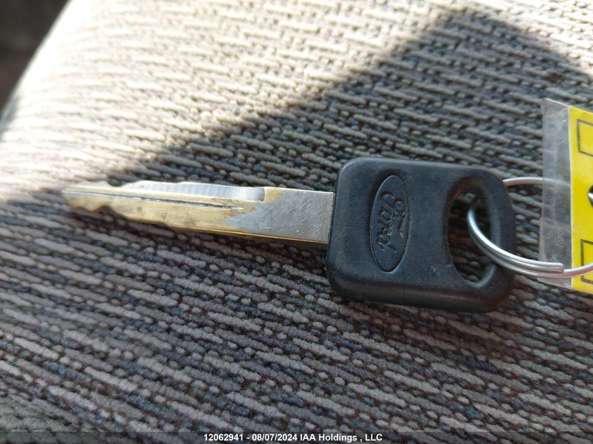 2004 Ford Super Duty F-250 VIN: 1FTNX21L14EA90189 Lot: 12062941