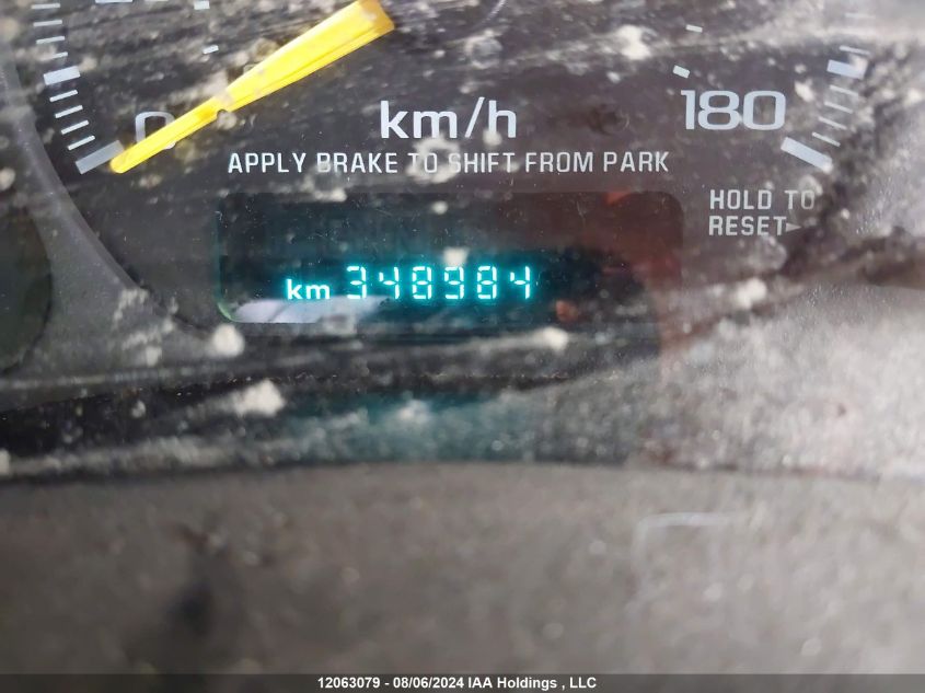 1999 GMC New Sierra 1500 VIN: 2GTEC19V3X1519527 Lot: 12063079