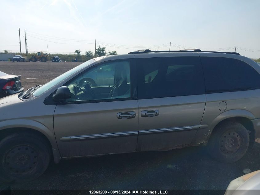 2003 Dodge Grand Caravan VIN: 2D4GP54L33R127625 Lot: 12063209