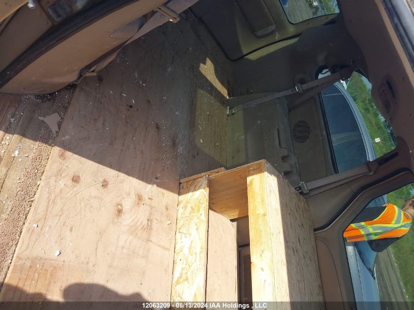 2003 Dodge Grand Caravan VIN: 2D4GP54L33R127625 Lot: 12063209