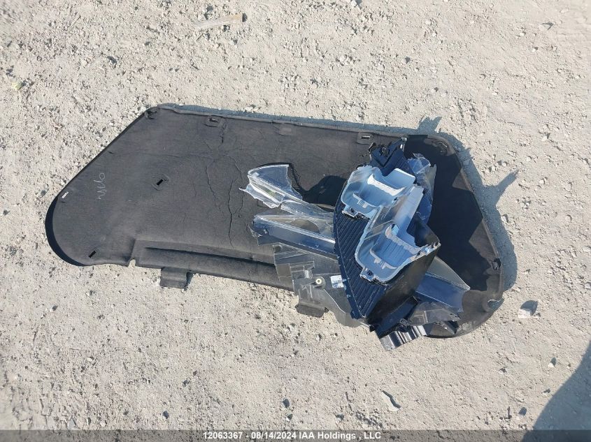 2022 Ford Escape Titanium VIN: 1FMCU9DZXNUA40354 Lot: 12063367