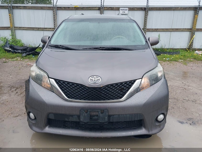 2013 Toyota Sienna Se 8 Passenger VIN: 5TDXK3DC0DS314586 Lot: 12063416