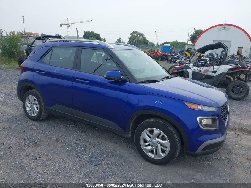 2022 Hyundai Venue Sel/Limited VIN: KMHRC8A3XNU176586 Lot: 12063450