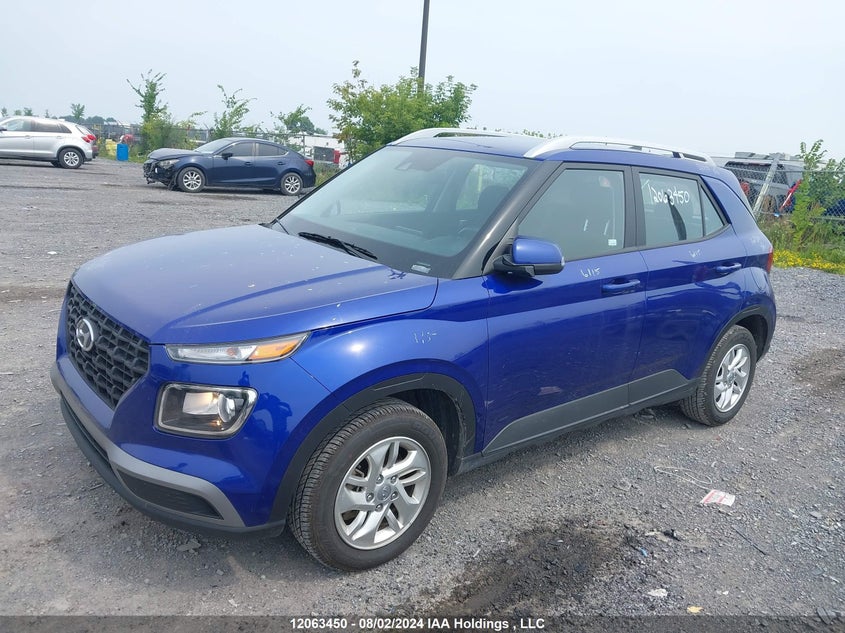 2022 Hyundai Venue Sel/Limited VIN: KMHRC8A3XNU176586 Lot: 12063450