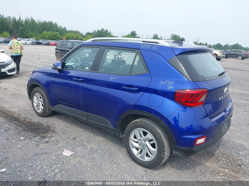 2022 Hyundai Venue Sel/Limited VIN: KMHRC8A3XNU176586 Lot: 12063450