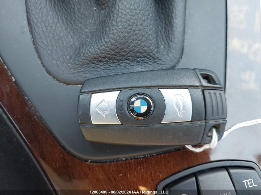 WBAPK7C5XBF086553 2011 BMW 3 Series