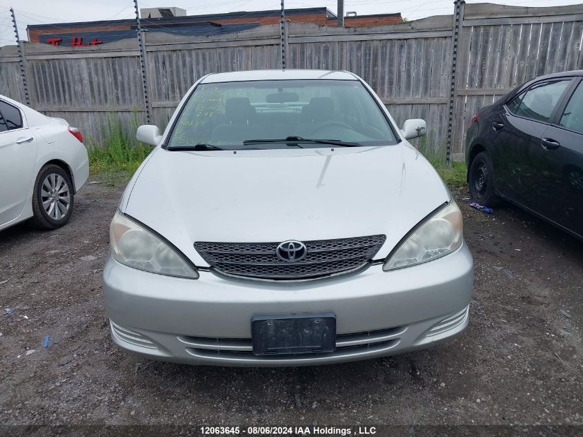 4T1BE32K94U887652 2004 Toyota Camry Le/Xle/Se