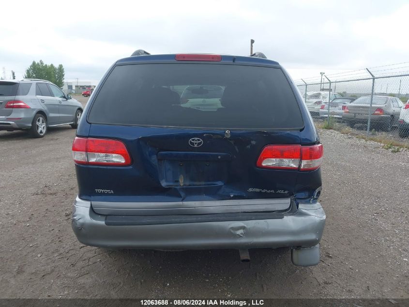 2001 Toyota Sienna Le/Xle VIN: 4T3ZF13C31U410113 Lot: 12063688