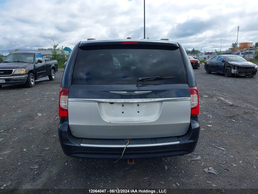 2014 Chrysler Town & Country Touring VIN: 2C4RC1BGXER114888 Lot: 12064047