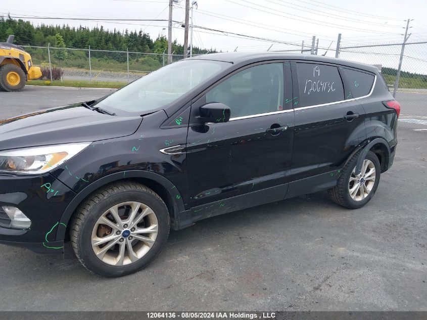 2019 Ford Escape Se VIN: 1FMCU9GD6KUC40465 Lot: 12064136