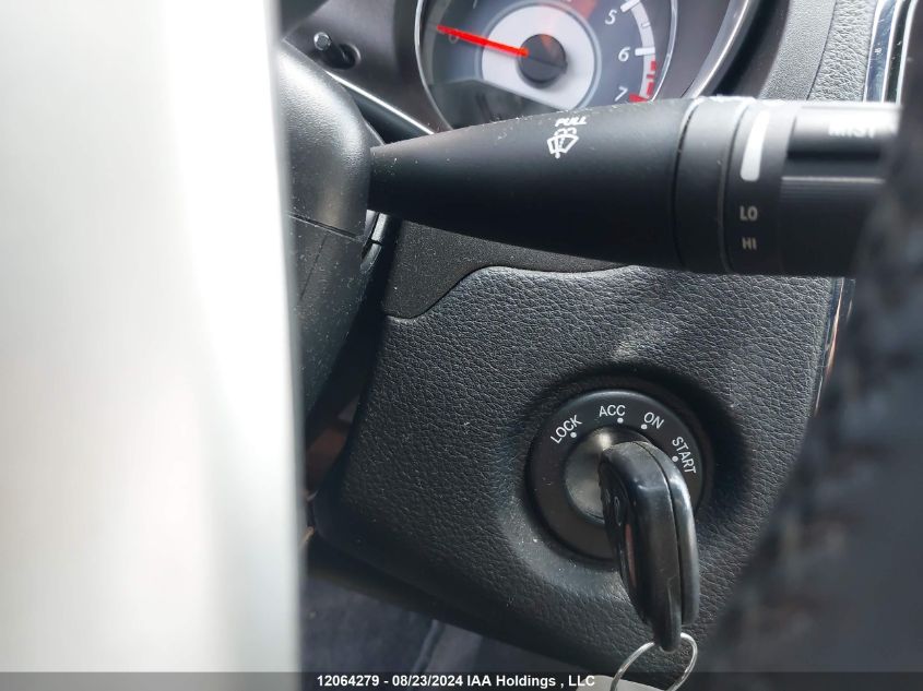 2013 Chrysler 200 VIN: 1C3CCBCG0DN555164 Lot: 12064279