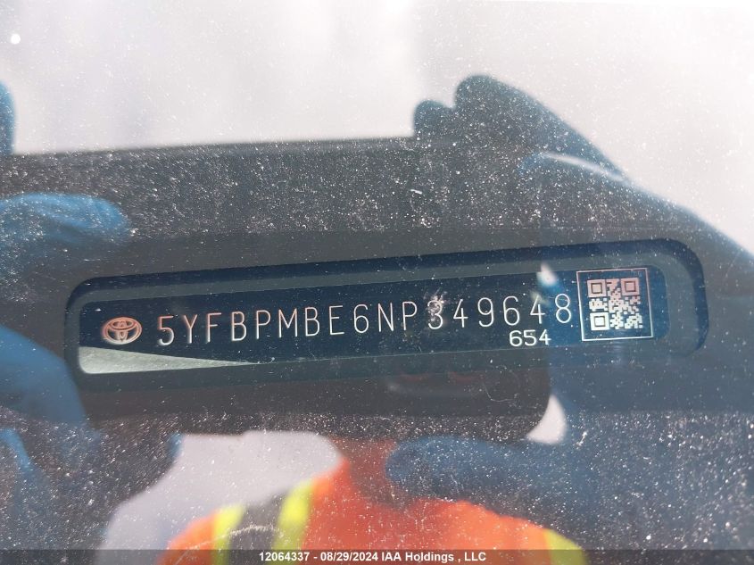 5YFBPMBE6NP349648 2022 Toyota Corolla Le