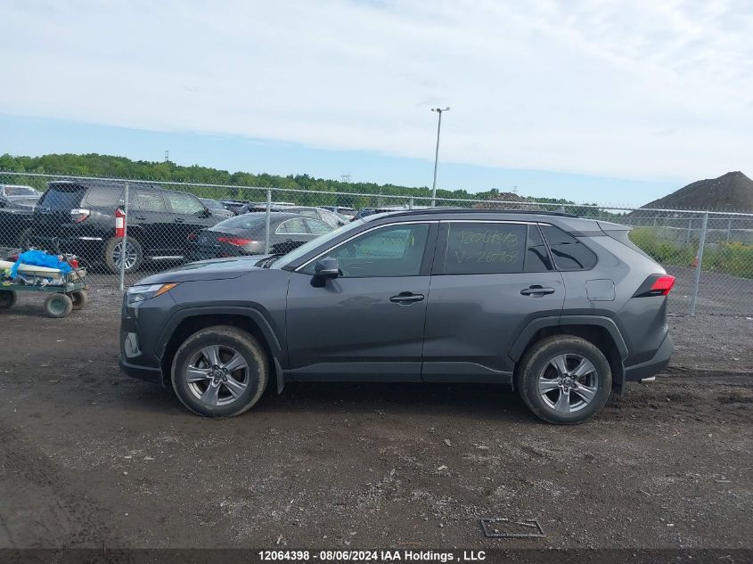 2022 Toyota Rav4 Xle/Xle Premium VIN: 2T3R1RFV1NC262903 Lot: 12064398