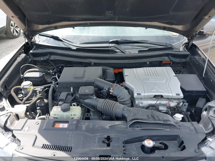 2018 Mitsubishi Outlander Phev VIN: JA4J24A51JZ606690 Lot: 12064456