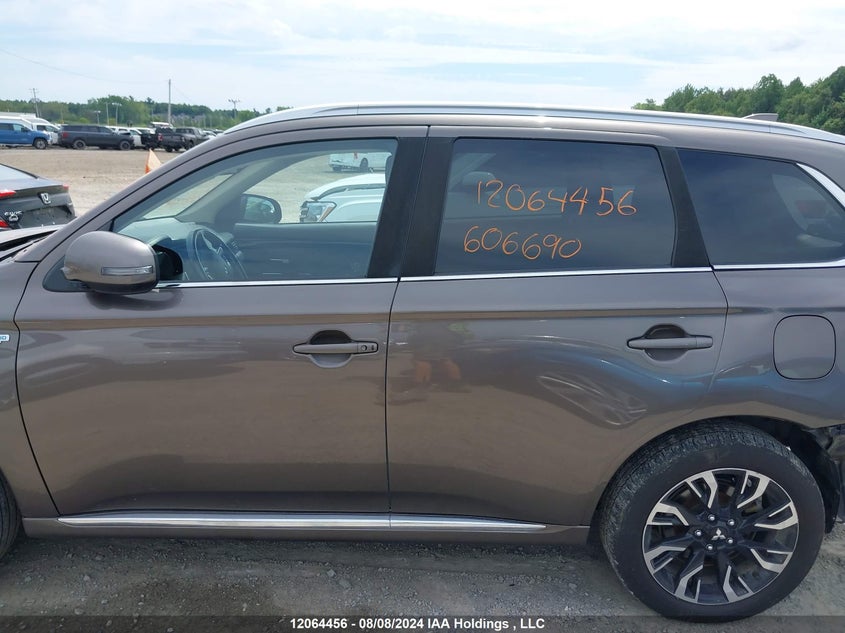 2018 Mitsubishi Outlander Phev VIN: JA4J24A51JZ606690 Lot: 12064456