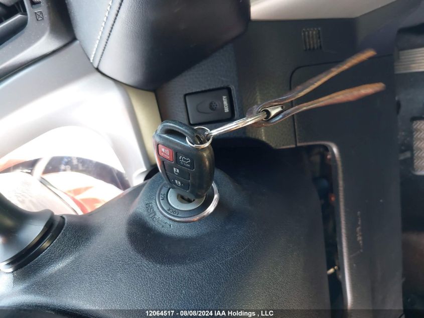 2017 Toyota Rav4 Xle VIN: 2T3RFREV7HW645153 Lot: 12064517