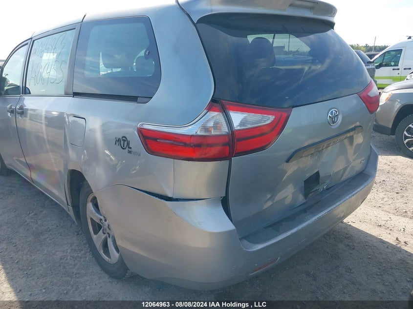 2015 Toyota Sienna VIN: 5TDZK3DC5FS606455 Lot: 12064963