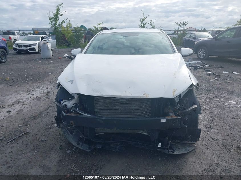 2018 Hyundai Elantra Sel/Value/Limited VIN: KMHD84LF4JU668746 Lot: 12065107