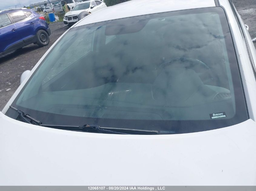 2018 Hyundai Elantra Sel/Value/Limited VIN: KMHD84LF4JU668746 Lot: 12065107