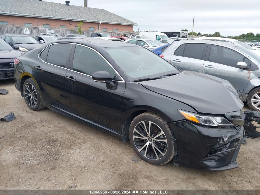 4T1B11HK0KU680278 2019 TOYOTA CAMRY - Image 1