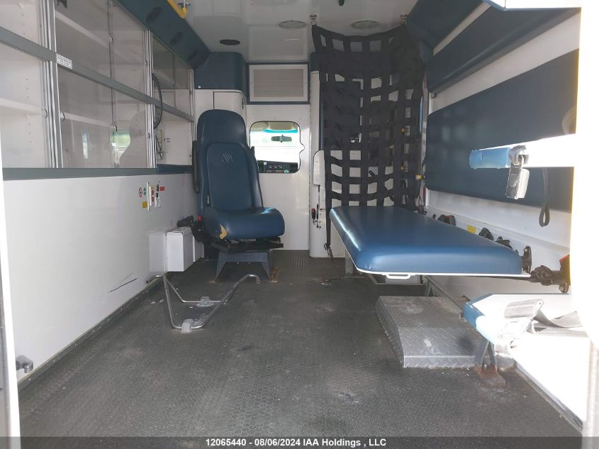 2010 Chevrolet Express G3500 VIN: 1GB6G3BGXA1103914 Lot: 12065440