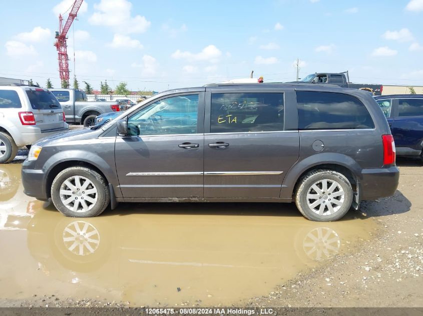 2015 Chrysler Town & Country Touring VIN: 2C4RC1BG3FR696964 Lot: 12065475