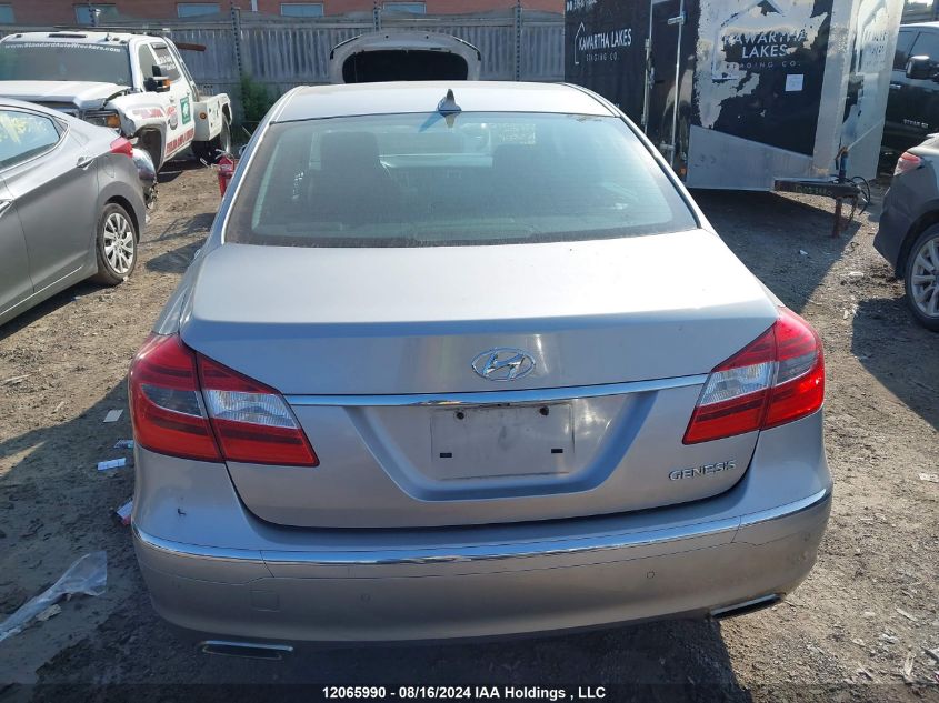 2013 Hyundai Genesis 3.8 Premium VIN: KMHGC4DD4DU239376 Lot: 12065990