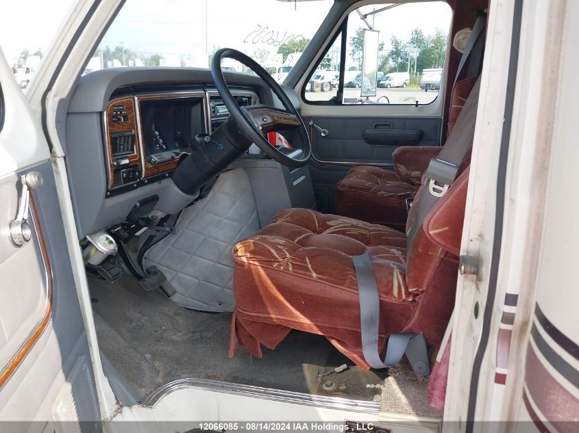 1988 Ford Econoline E350 Cutaway Van VIN: 1FDKE30G2JHA93398 Lot: 12066085