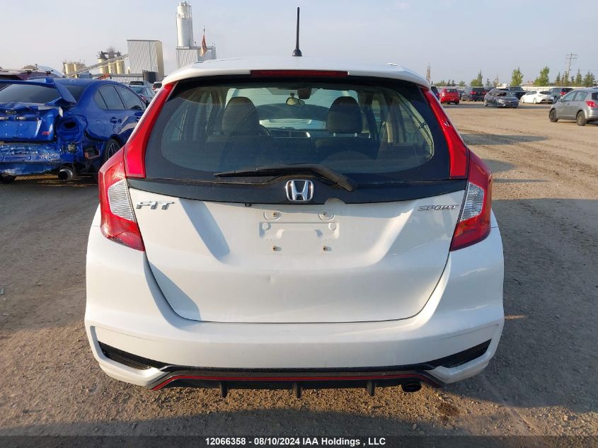 2018 Honda Fit VIN: 3HGGK5H61JM102308 Lot: 12066358