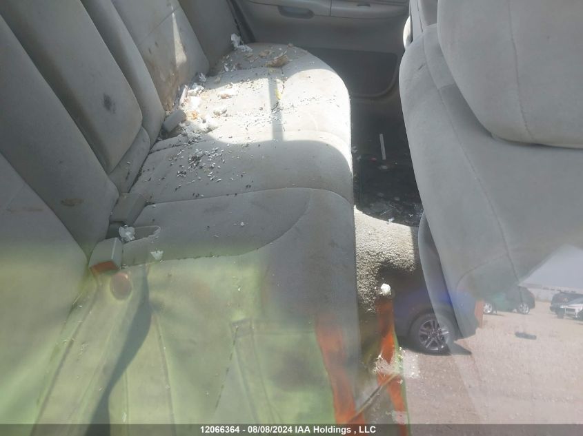 2001 Ford Crown Victoria Lx VIN: 2FAFP74W51X176192 Lot: 12066364