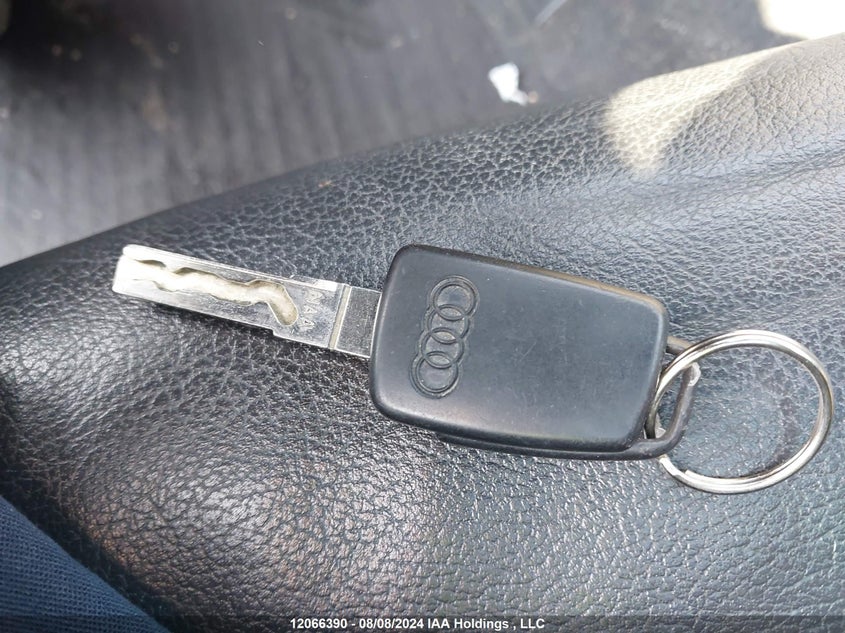 2008 Audi A4 2.0T Cabriolet Quattro VIN: WAUDF48HX8K015023 Lot: 12066390