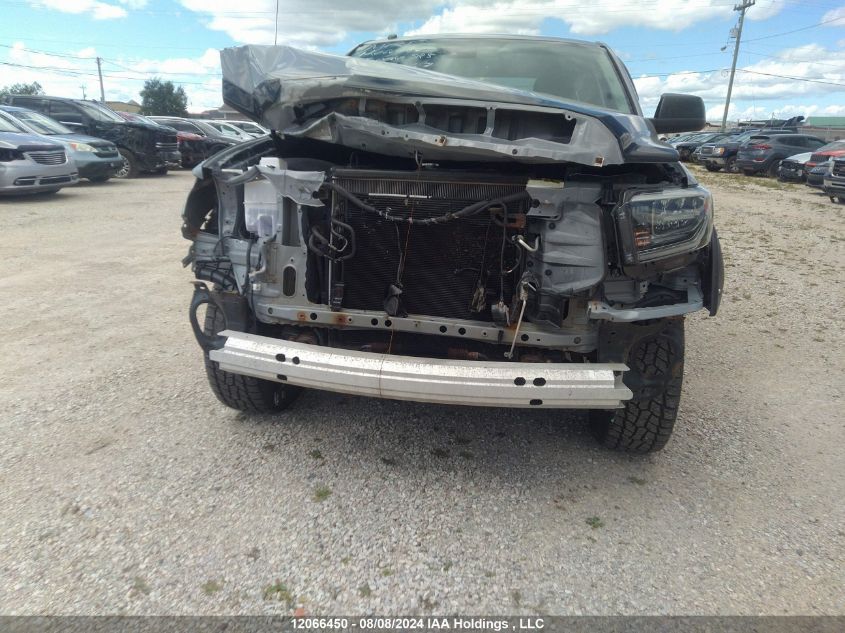 2018 Toyota Tundra Sr5 Plus 5.7L V8 VIN: 5TFDY5F10JX678067 Lot: 12066450