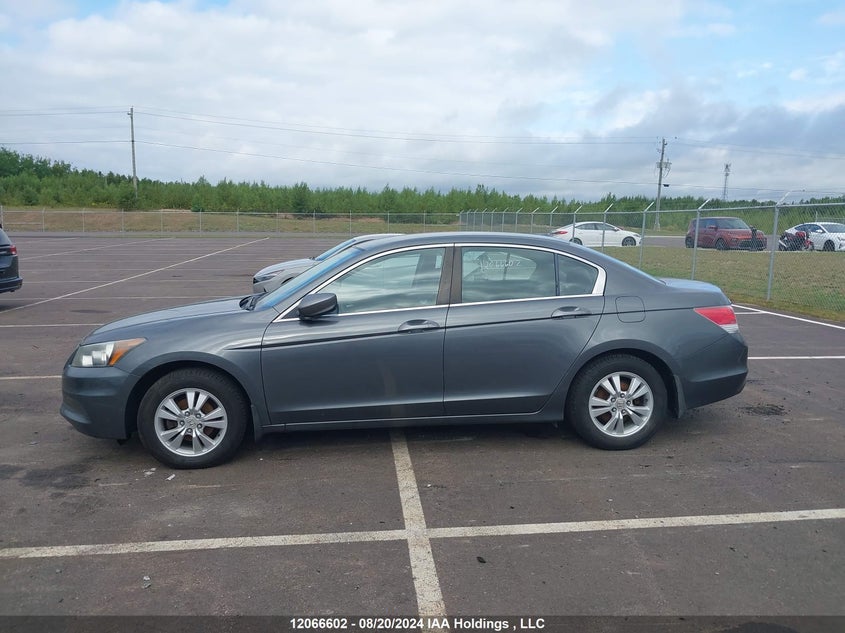 2011 Honda Accord Sedan VIN: 1HGCP2E61BA801018 Lot: 12066602
