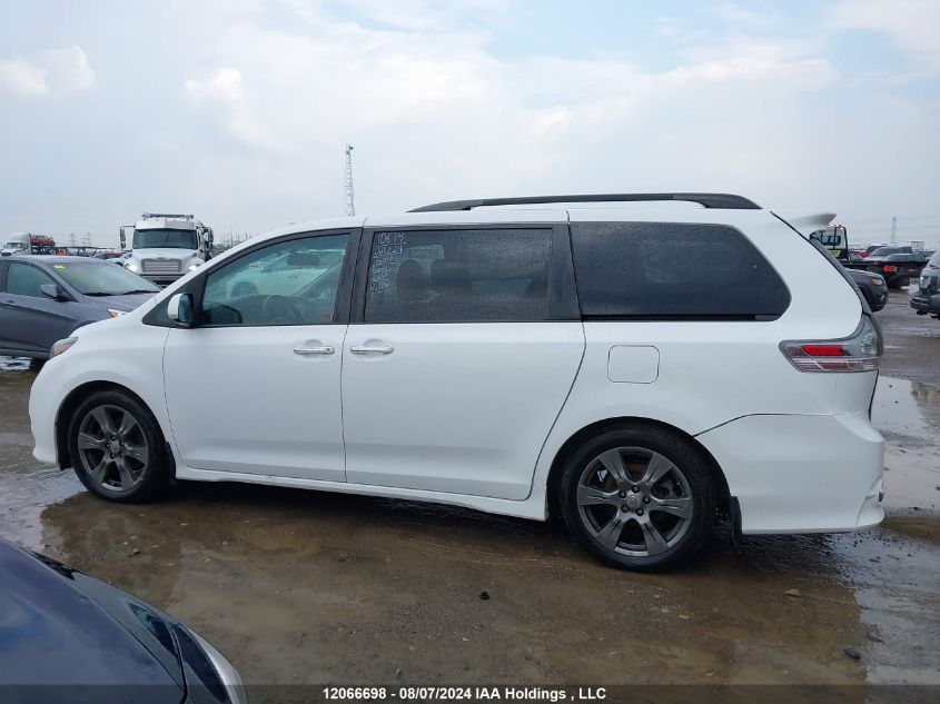 2017 Toyota Sienna Se VIN: 5TDXZ3DC6HS851027 Lot: 12066698