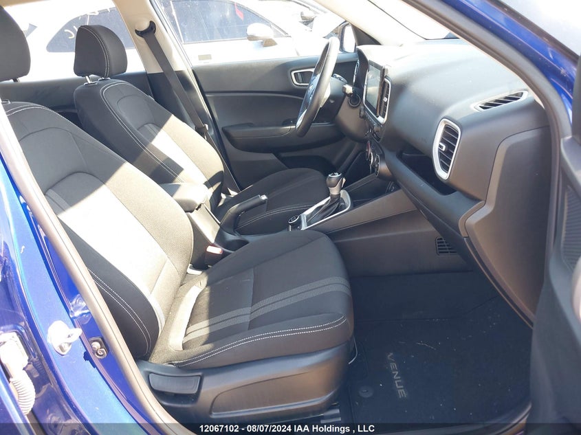 2023 Hyundai Venue Sel/Limited VIN: KMHRC8A30PU231632 Lot: 12067102