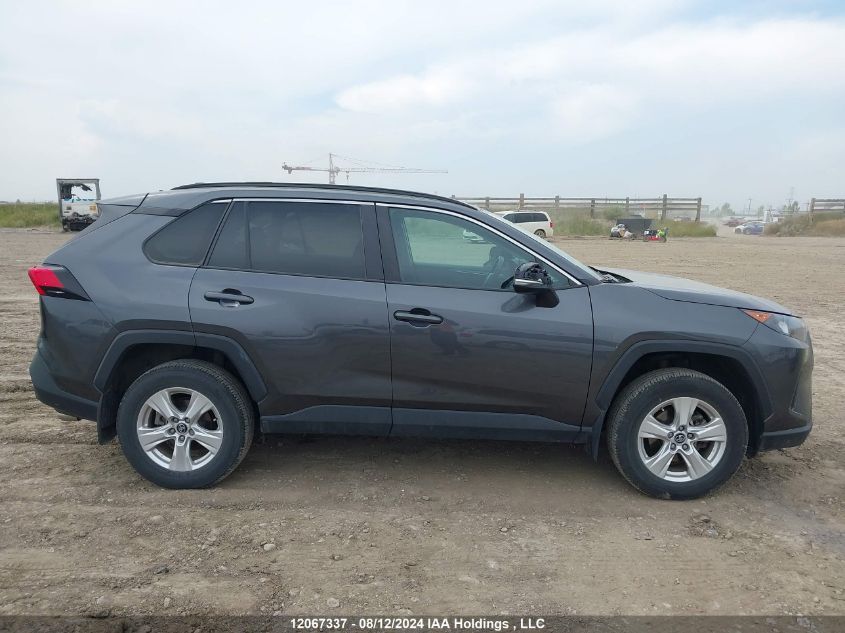 2T3B1RFV6KC022968 2019 Toyota Rav4 Le