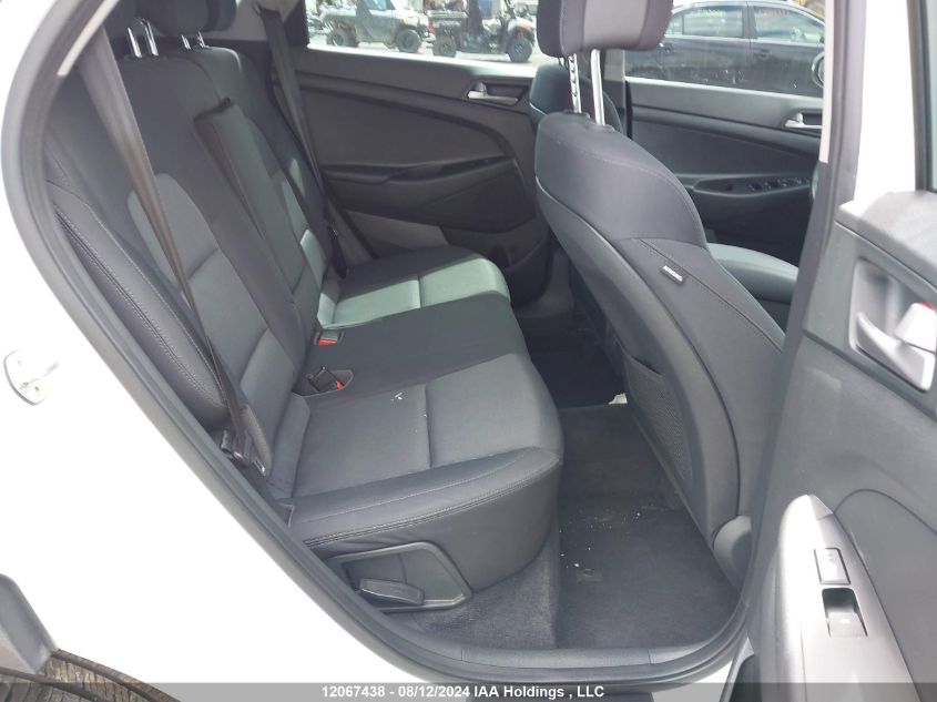 2018 Hyundai Tucson Limited/Sport And Eco/Se VIN: KM8J33A44JU740364 Lot: 12067438