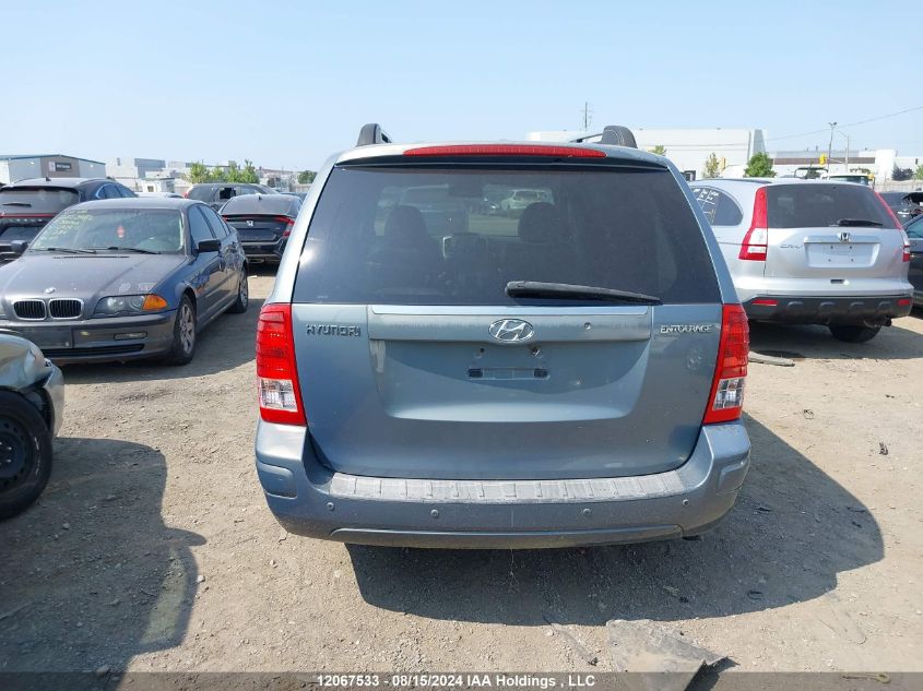 2008 Hyundai Entourage VIN: KNDMC233686046371 Lot: 12067533