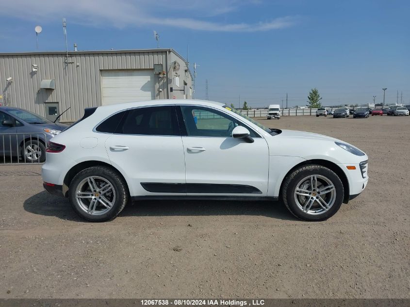 2015 Porsche Macan VIN: WP1AB2A55FLB55489 Lot: 12067538