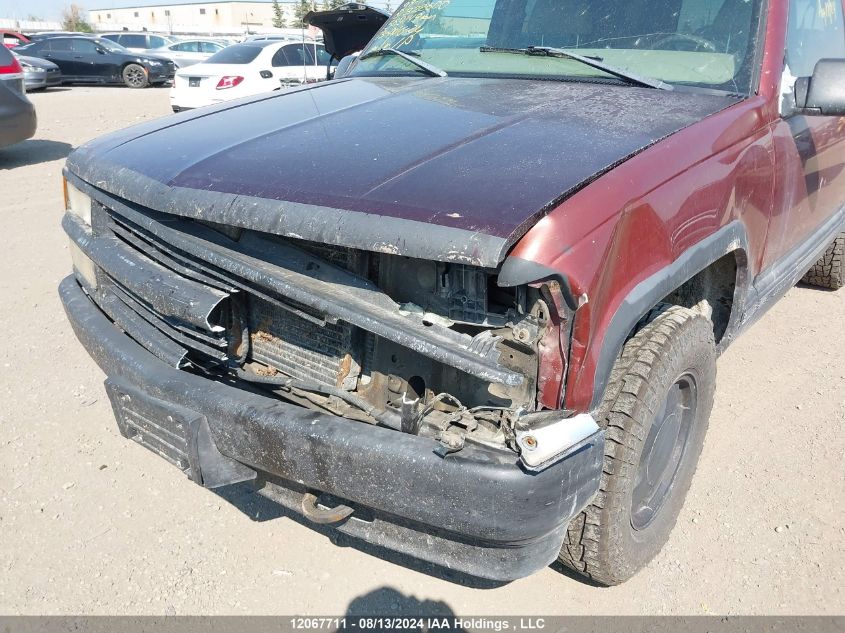 1998 Chevrolet Tahoe VIN: 1GNEK13R7WJ322600 Lot: 12067711