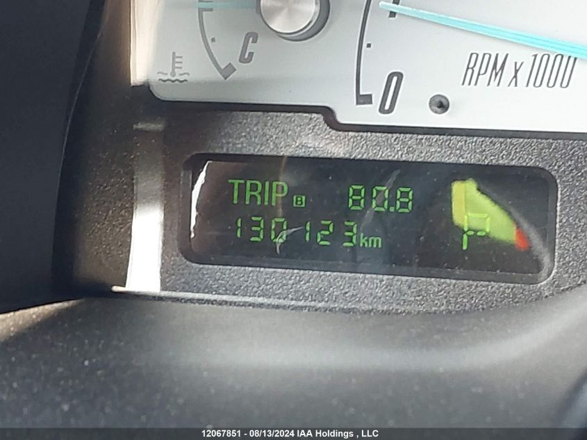 2002 Ford Thunderbird VIN: 1FAHP60A42Y127161 Lot: 12067851