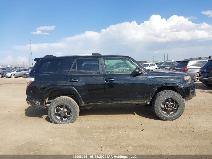 2015 Toyota 4Runner Sr5/Limited/Trail/Trd Pro VIN: JTEBU5JR4F5243275 Lot: 12068015