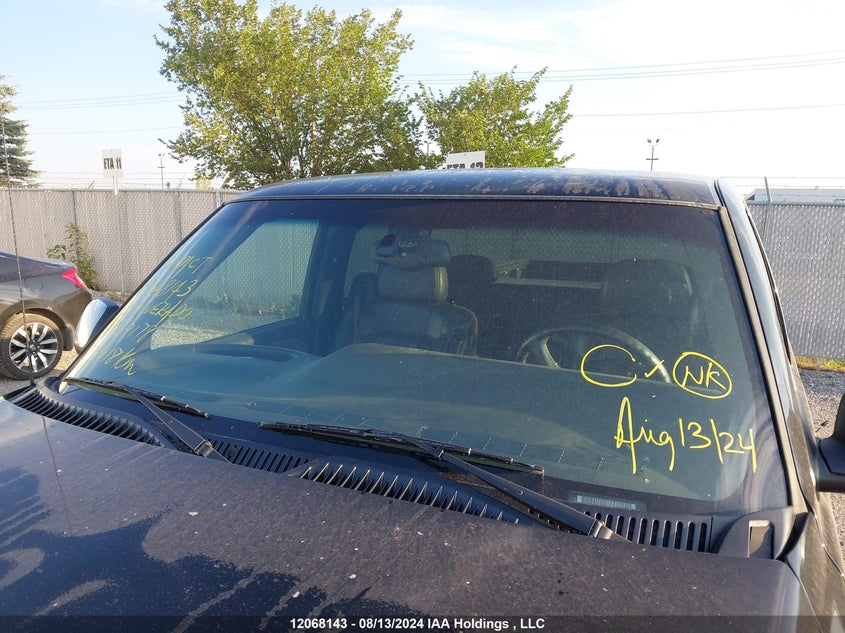 2000 Chevrolet Silverado 1500 VIN: 2GCEK19T5Y1369178 Lot: 12068143