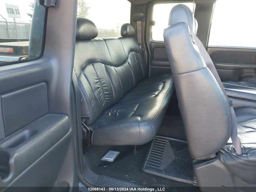 2000 Chevrolet Silverado 1500 VIN: 2GCEK19T5Y1369178 Lot: 12068143