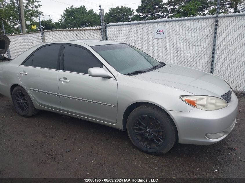 JTDBF30K520068422 2002 Toyota Camry