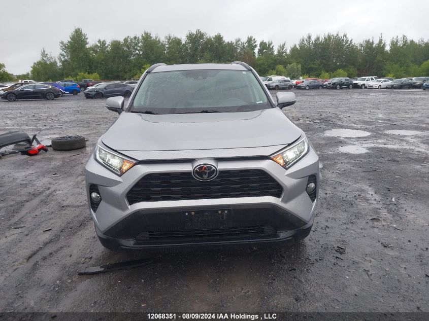 2020 Toyota Rav4 Xle VIN: 2T3R1RFV0LC120796 Lot: 12068351