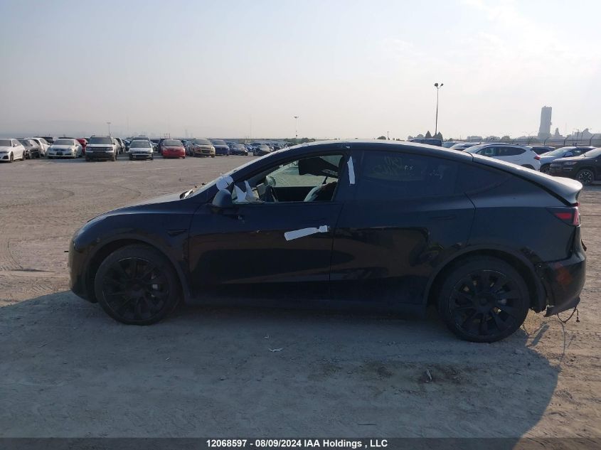 2022 Tesla Model Y VIN: 7SAYGDEE5NF469607 Lot: 12068597