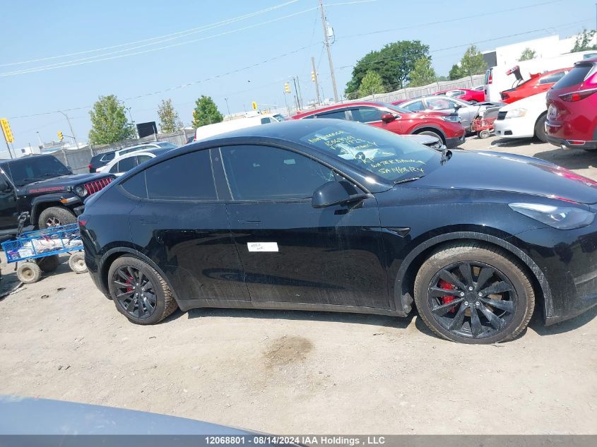 2022 Tesla Model Y VIN: 7SAYGDEF0NF451928 Lot: 12068801