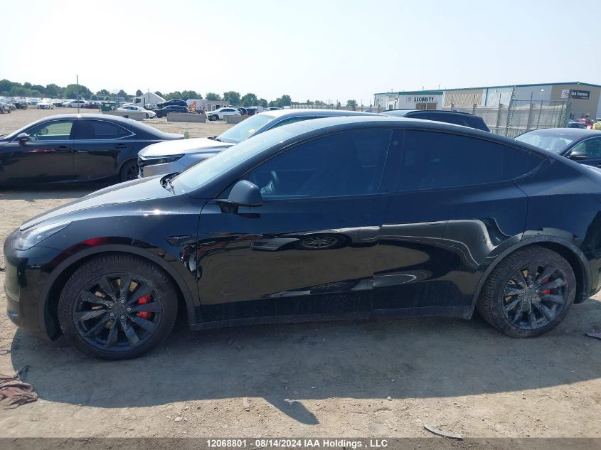 2022 Tesla Model Y VIN: 7SAYGDEF0NF451928 Lot: 12068801