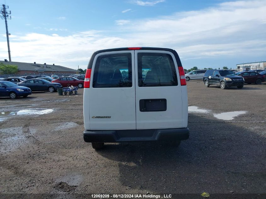2021 Chevrolet Express Cargo Van VIN: 1GCWGBFP3M1265923 Lot: 12069209